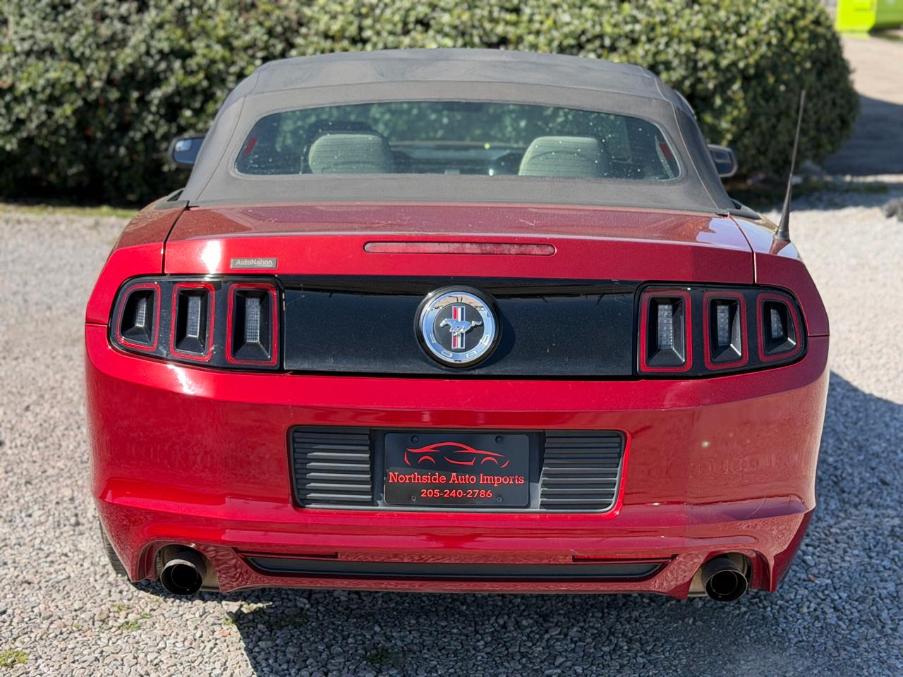 Ford Mustang V6 Convertible 2014