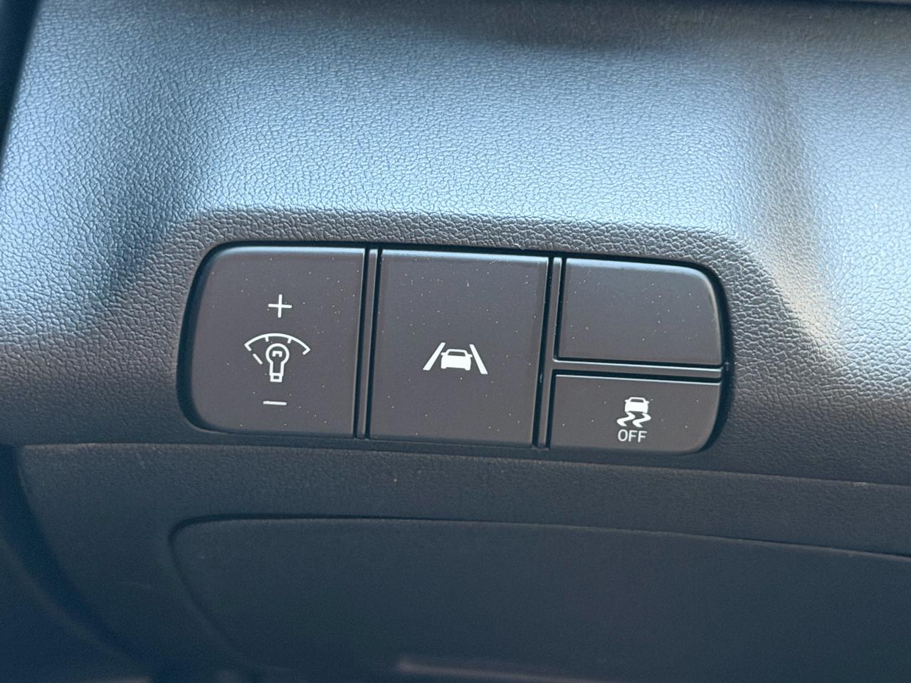 Hyundai Elantra SEL 2023