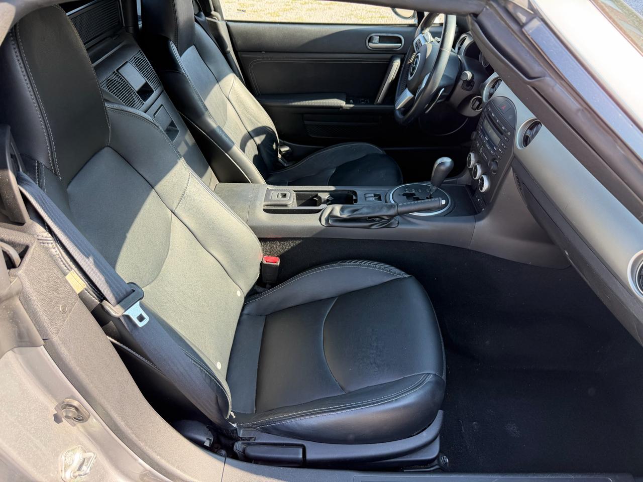 Mazda MX-5 Miata Grand Touring 2010