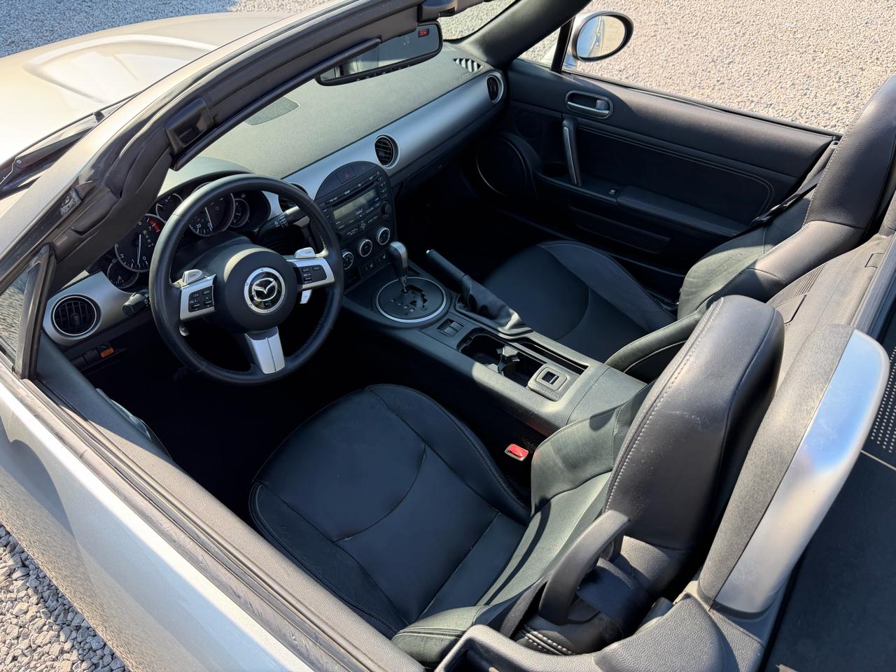 Mazda MX-5 Miata Grand Touring 2010