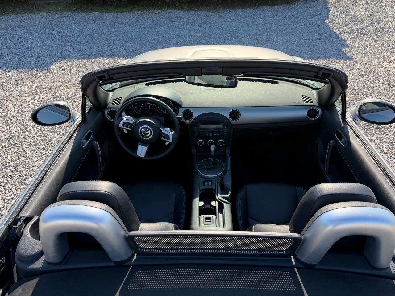 Mazda MX-5 Miata Grand Touring 2010