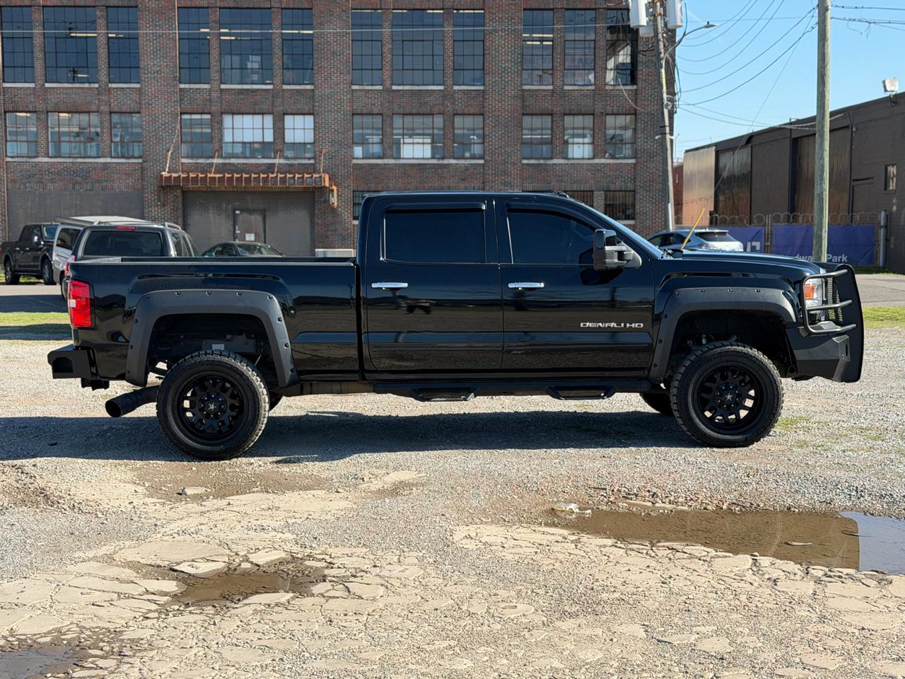 GMC Sierra 3500HD Denali Crew Cab 4WD 2015