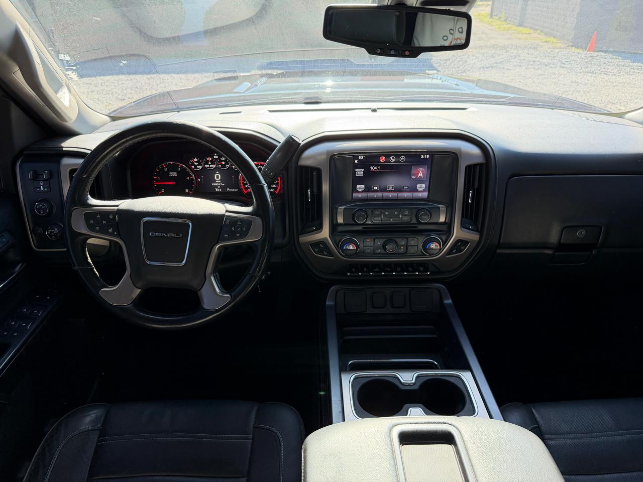 GMC Sierra 3500HD Denali Crew Cab 4WD 2015