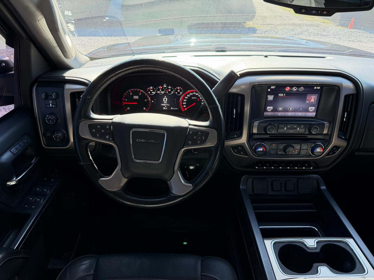 GMC Sierra 3500HD Denali Crew Cab 4WD 2015