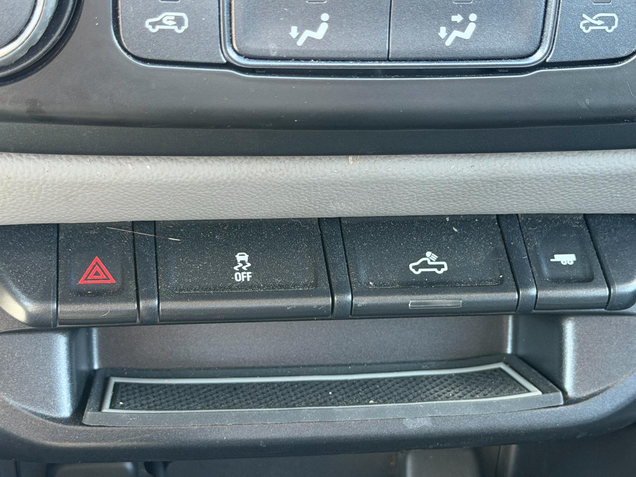 Chevrolet Colorado Work Truck Crew Cab 2WD Short Box 2017