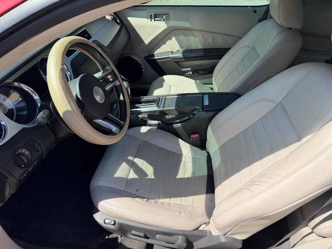 Ford Mustang GT Coupe 2011