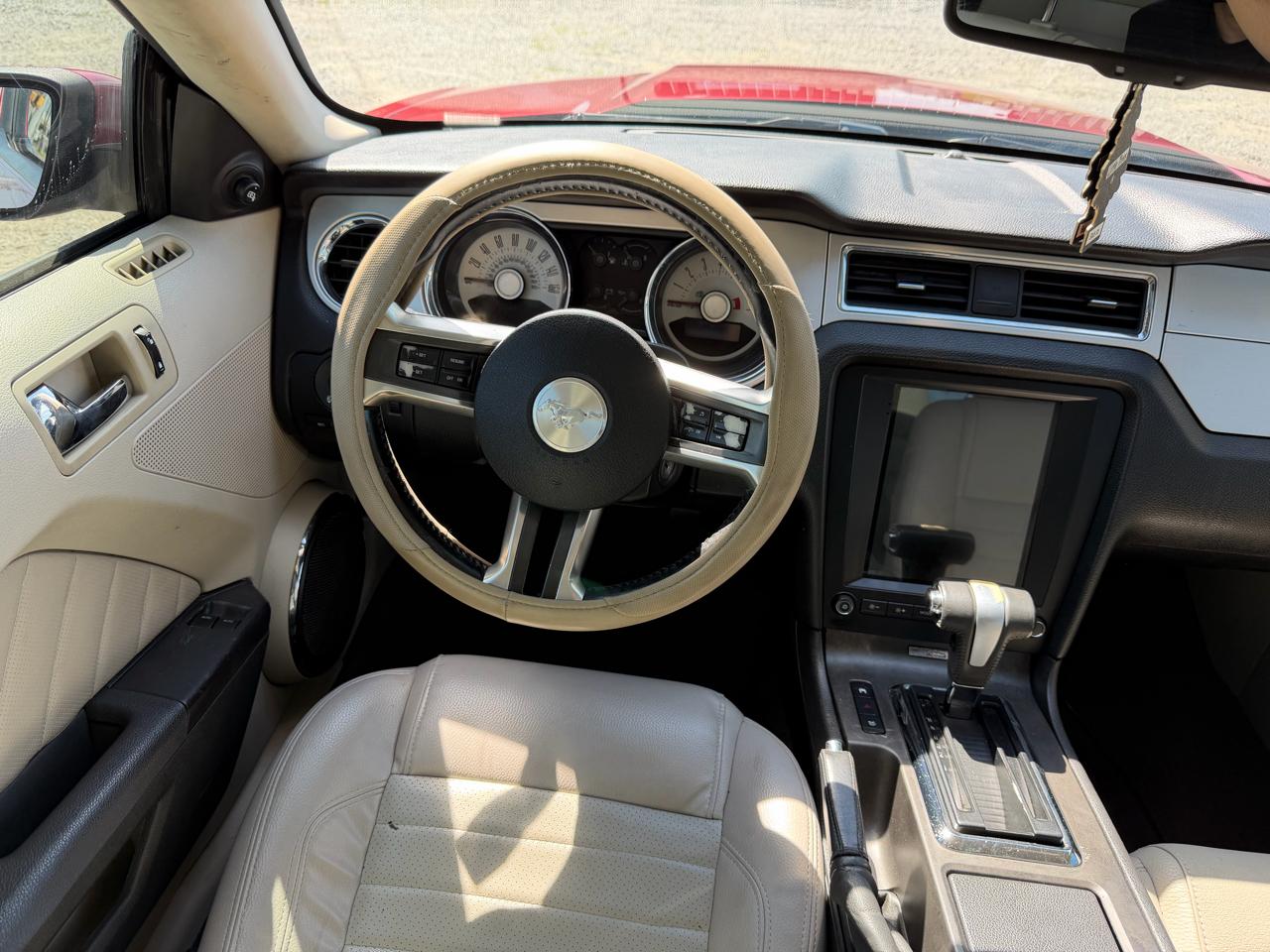 Ford Mustang GT Coupe 2011