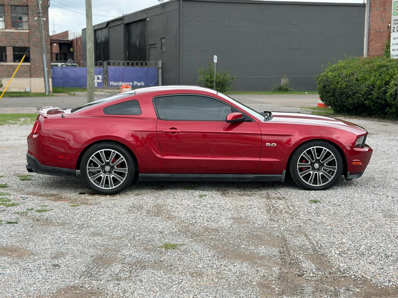 Ford Mustang GT Coupe 2011
