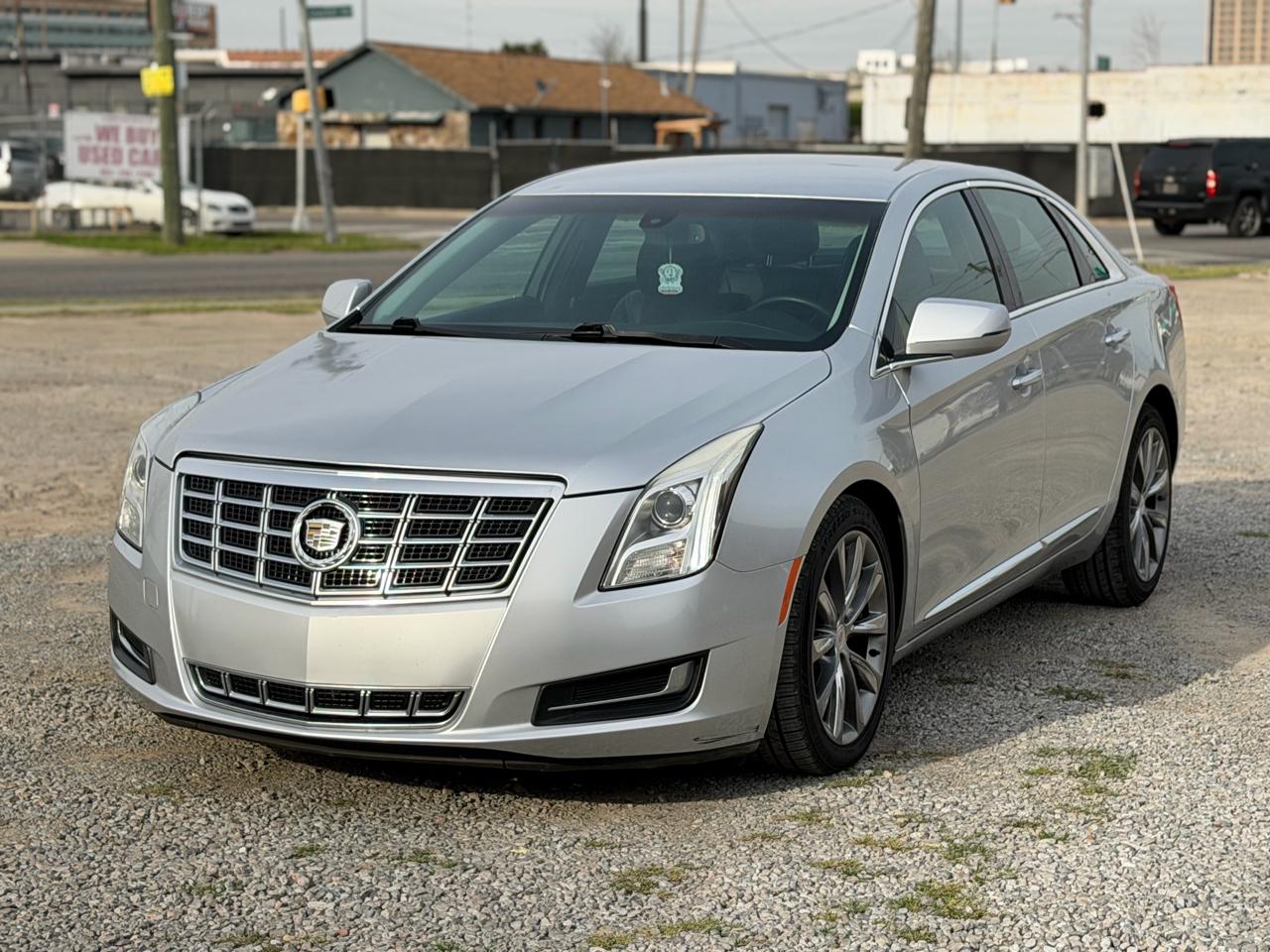 Cadillac XTS Base 2013