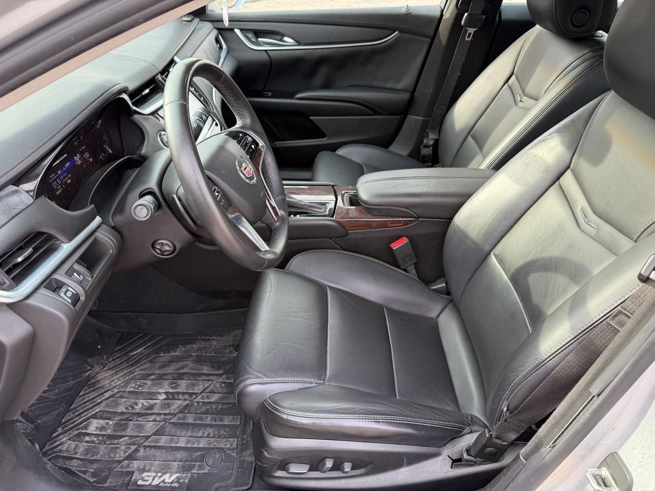 Cadillac XTS Base 2013