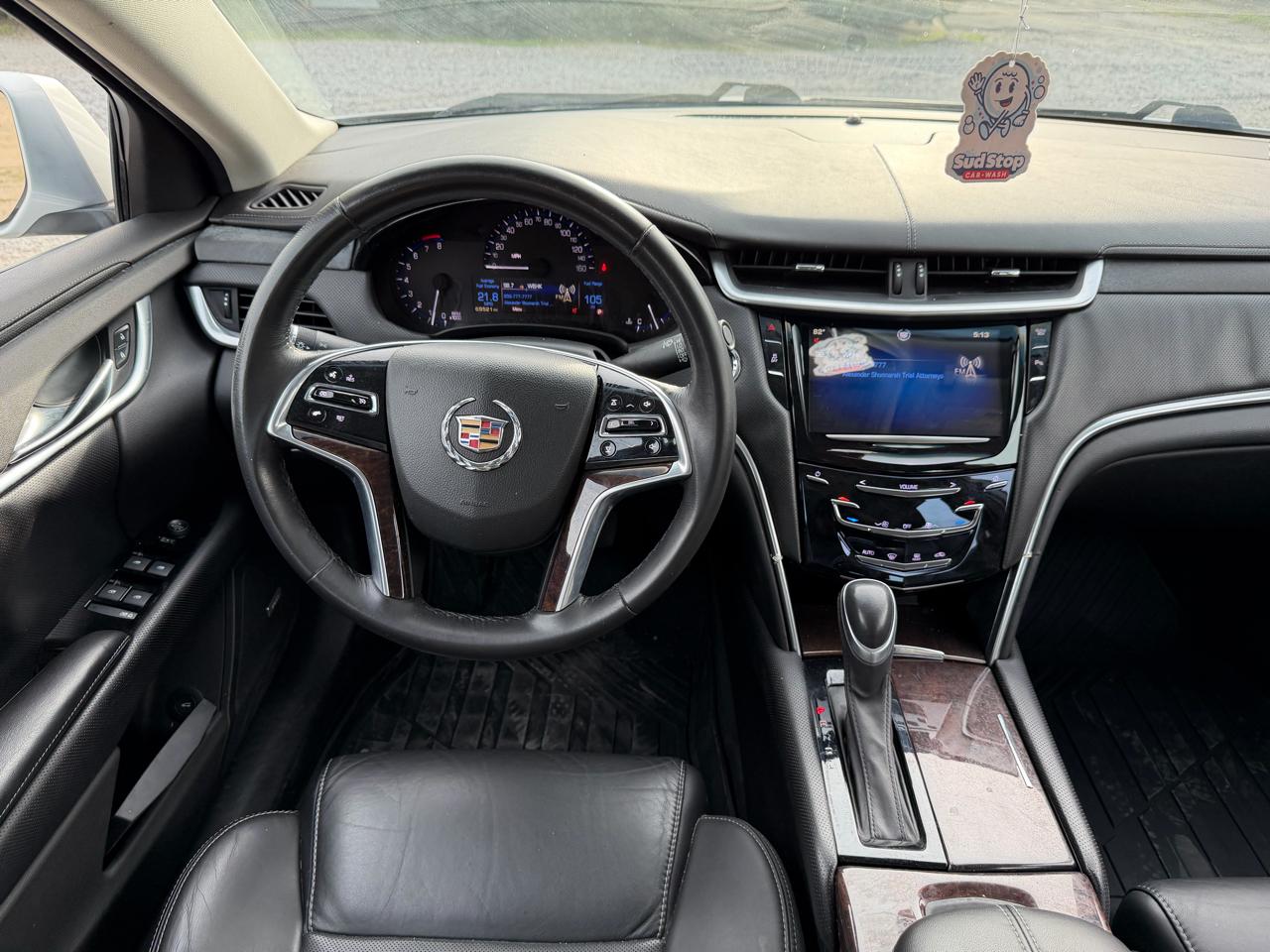 Cadillac XTS Base 2013