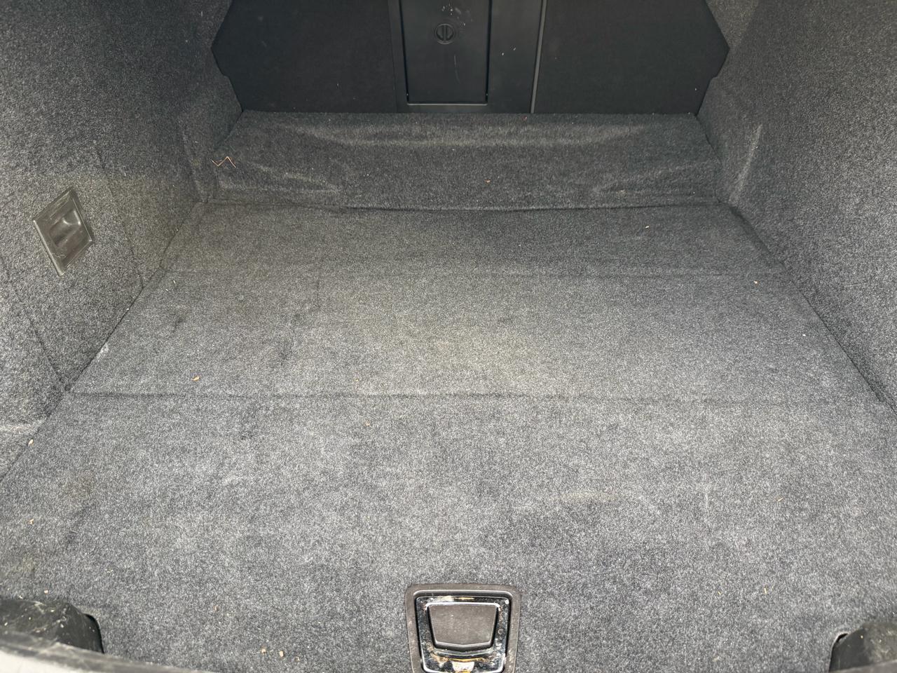 Cadillac XTS Base 2013