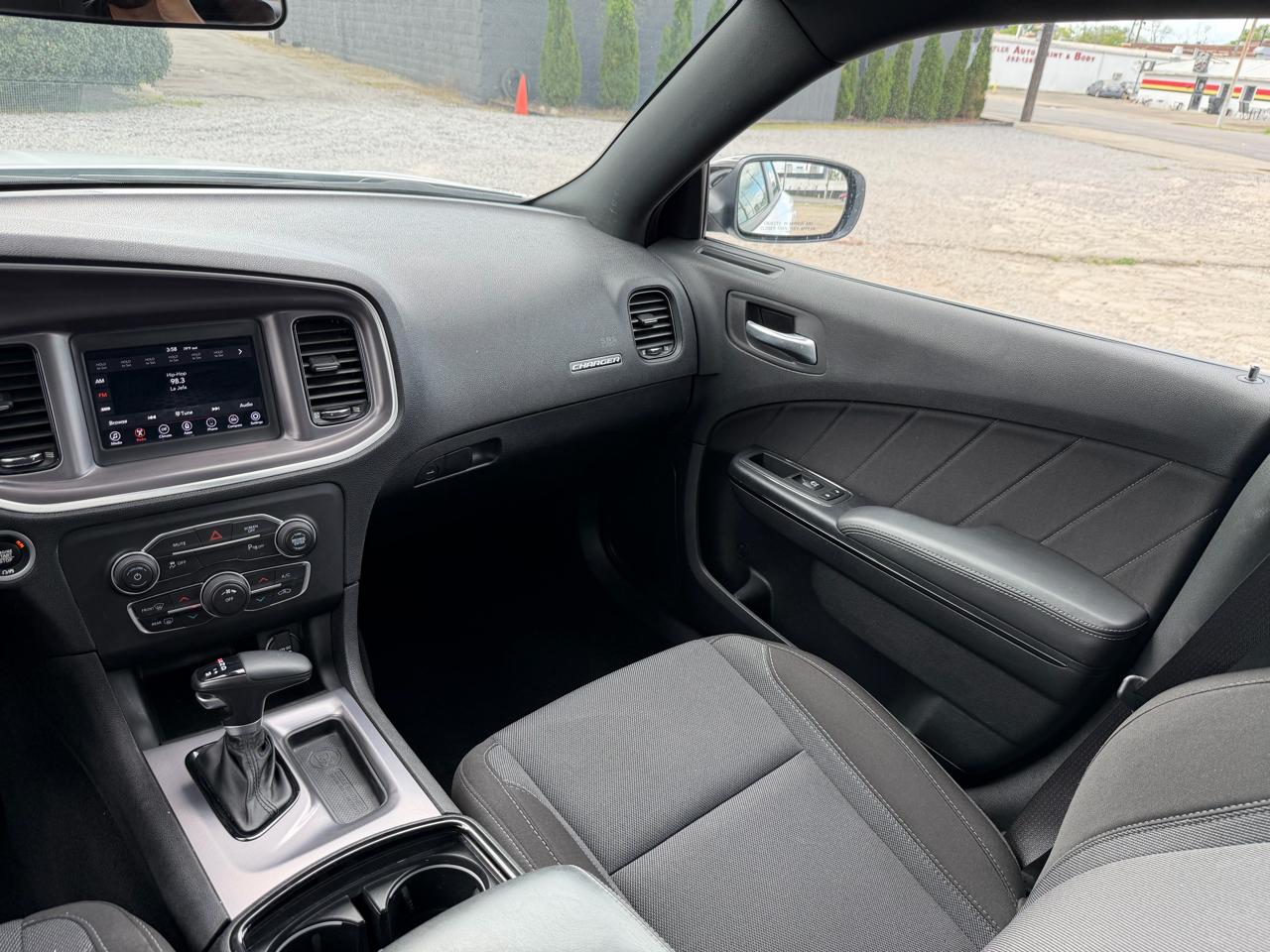 Dodge Charger SXT 2020