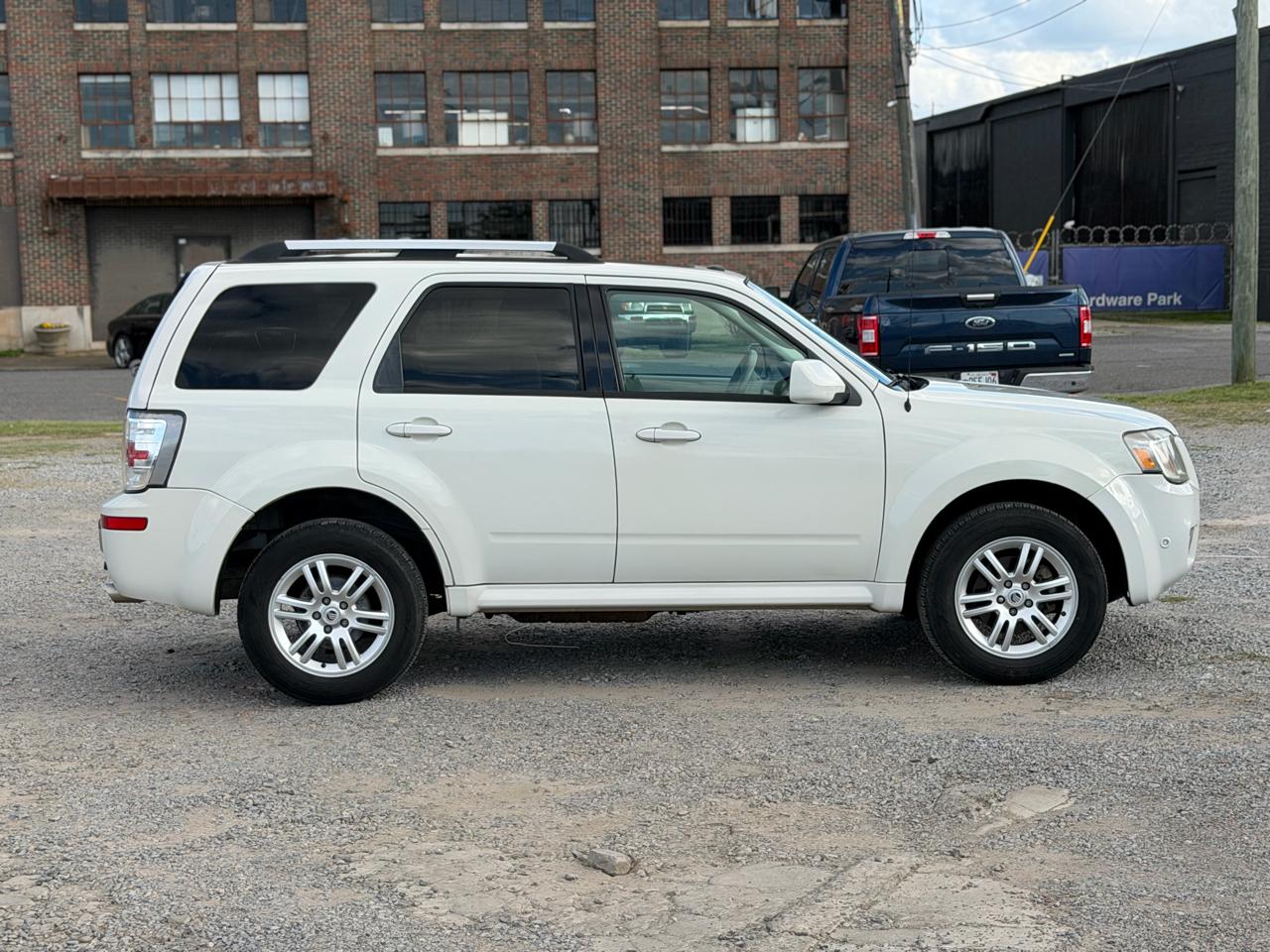 Mercury Mariner Premier I4 2WD 2010