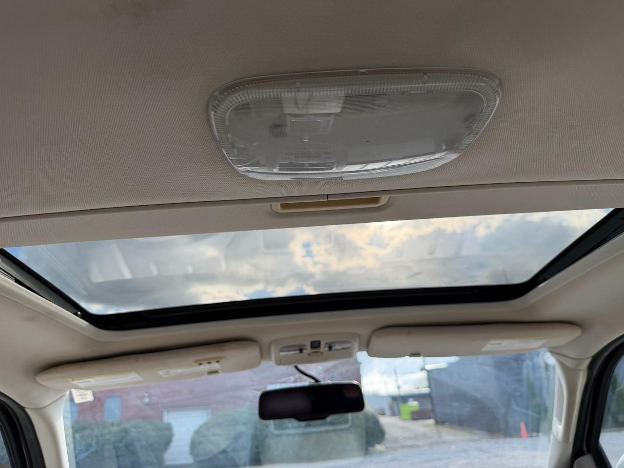 Mercury Mariner Premier I4 2WD 2010