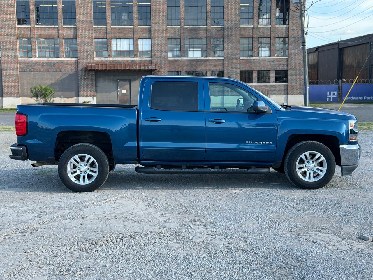 Chevrolet Silverado 1500 LT Crew Cab 2WD 2018