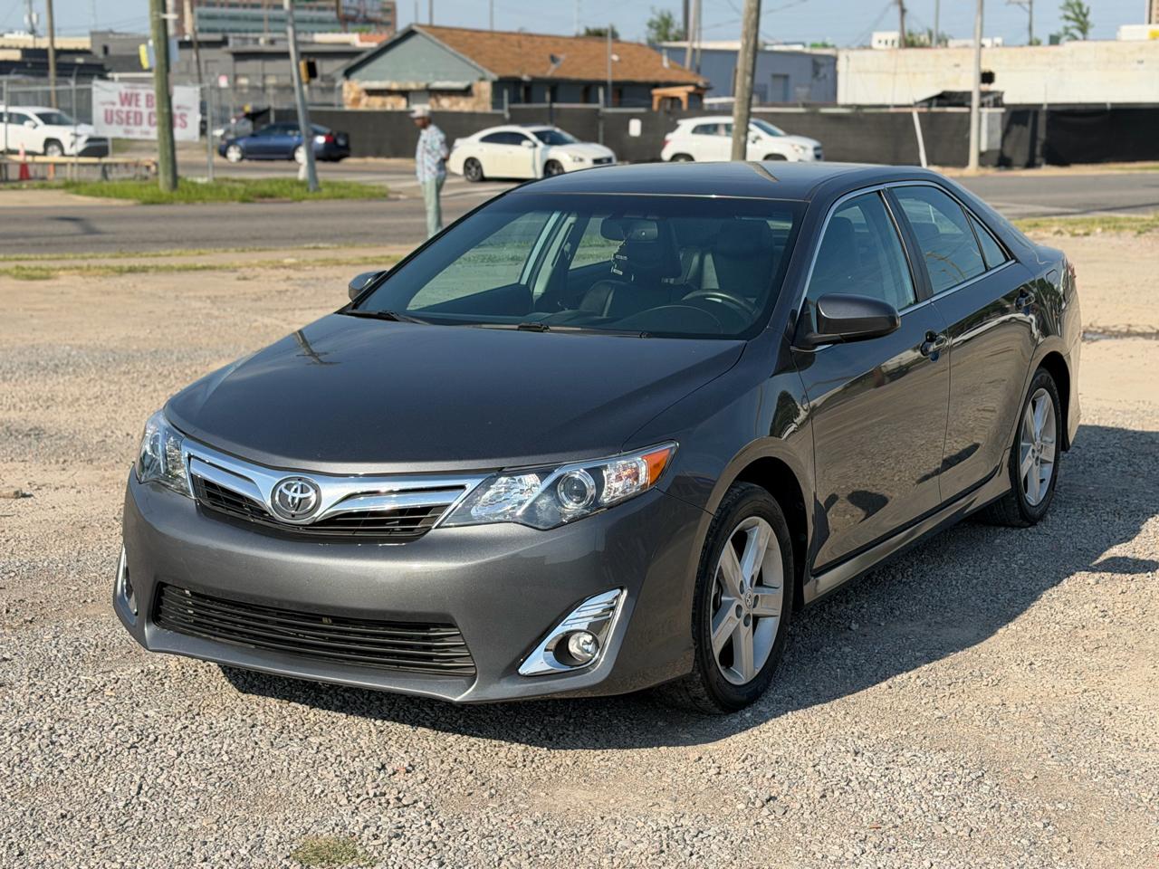 Toyota Camry L 2012