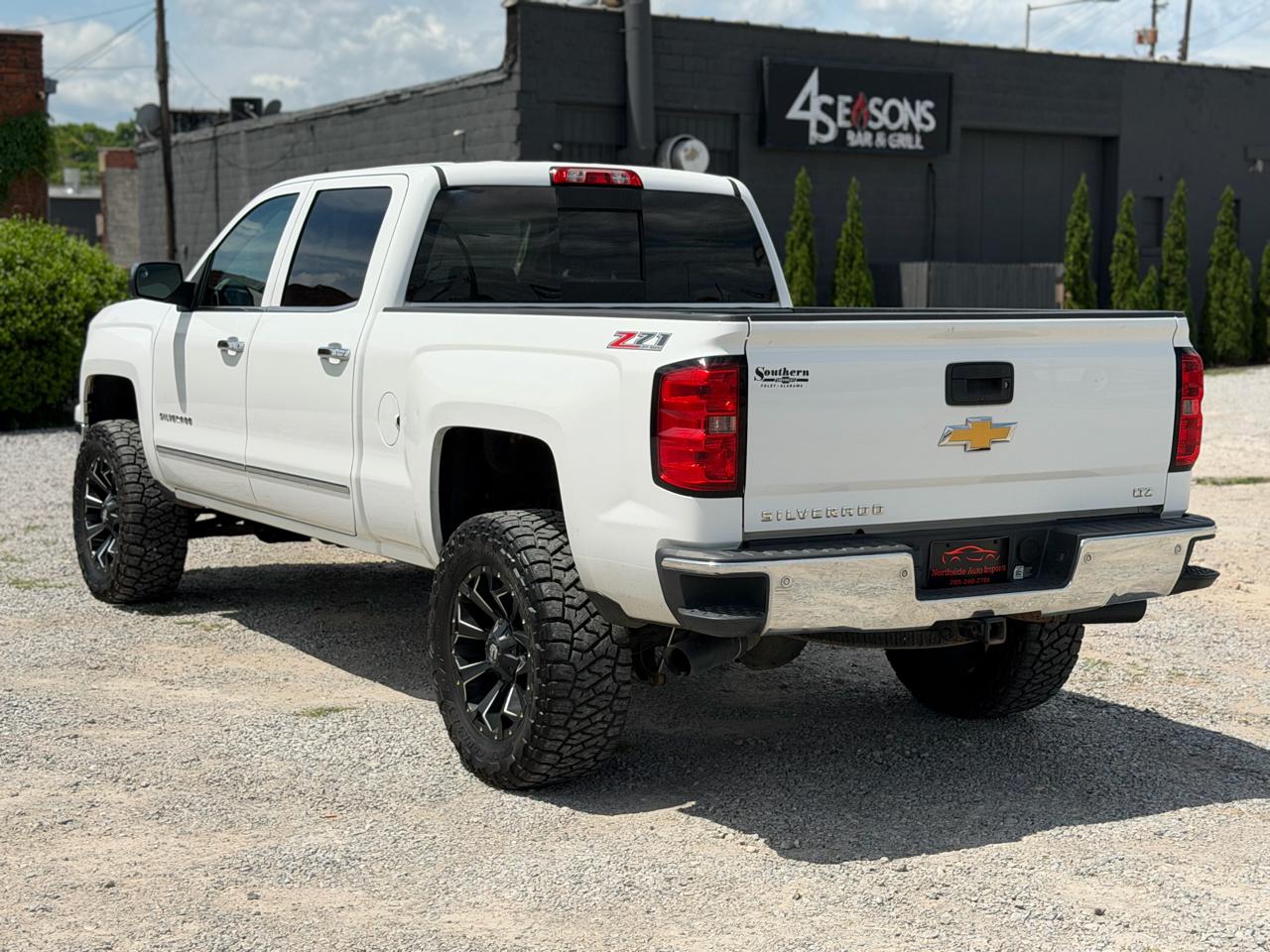 Chevrolet Silverado 1500 LTZ Crew Cab 4WD 2015