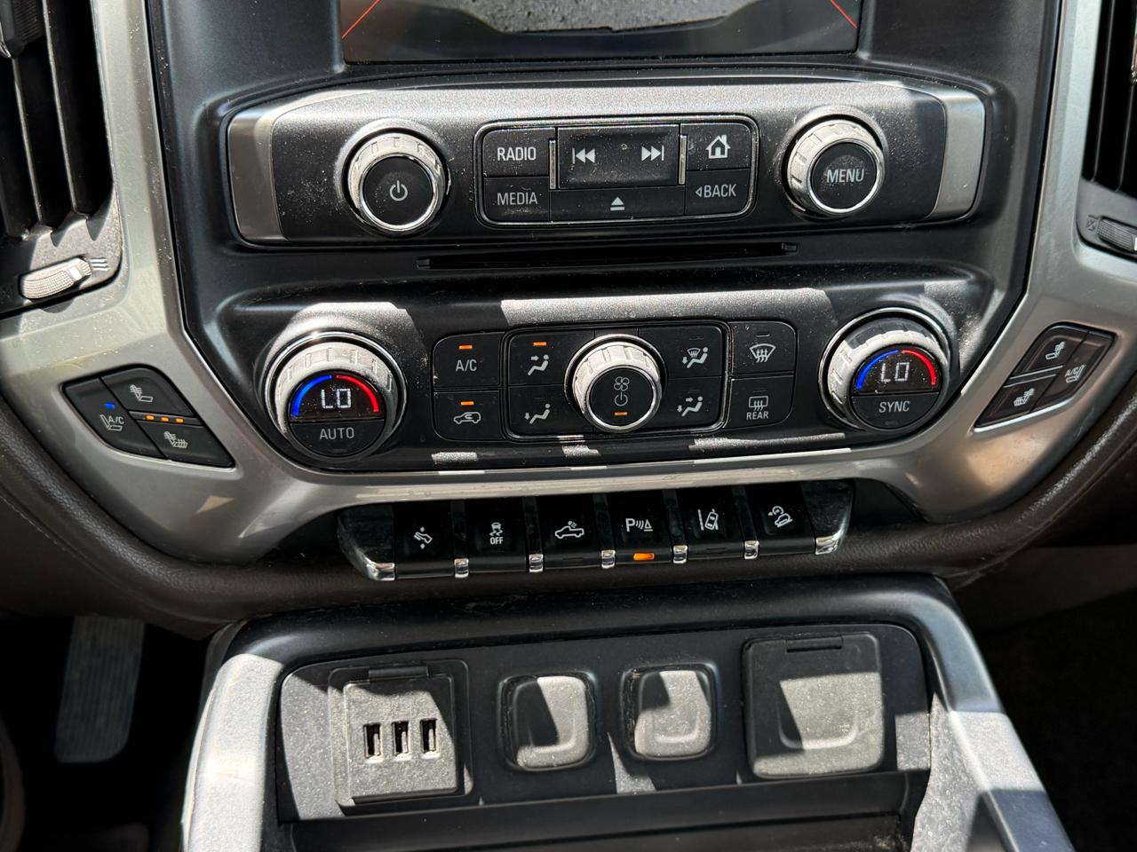 Chevrolet Silverado 1500 LTZ Crew Cab 4WD 2015