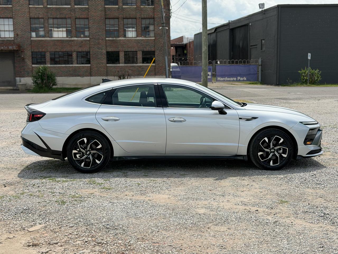 Hyundai Sonata SEL 2025