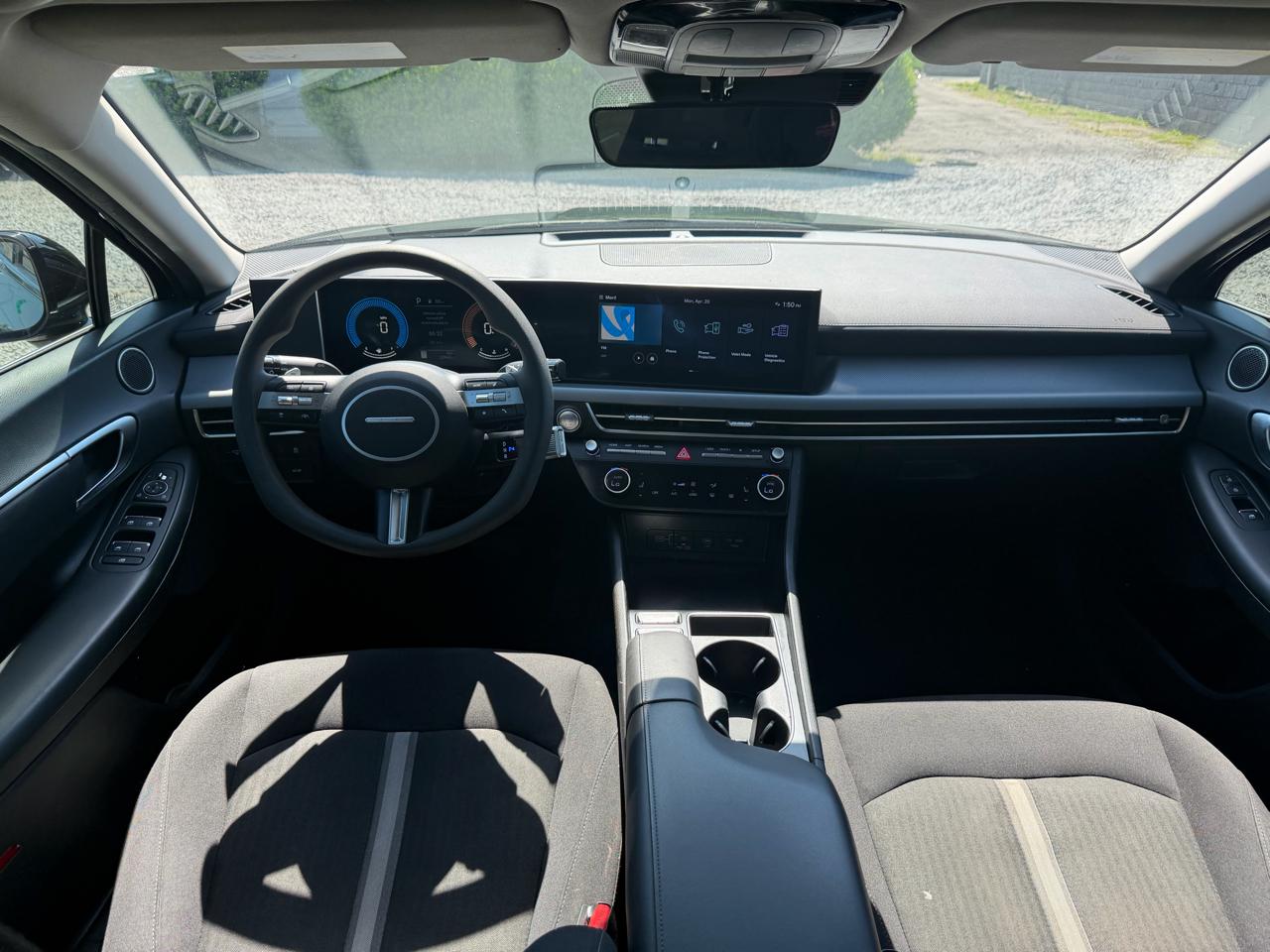 Hyundai Sonata SEL 2024