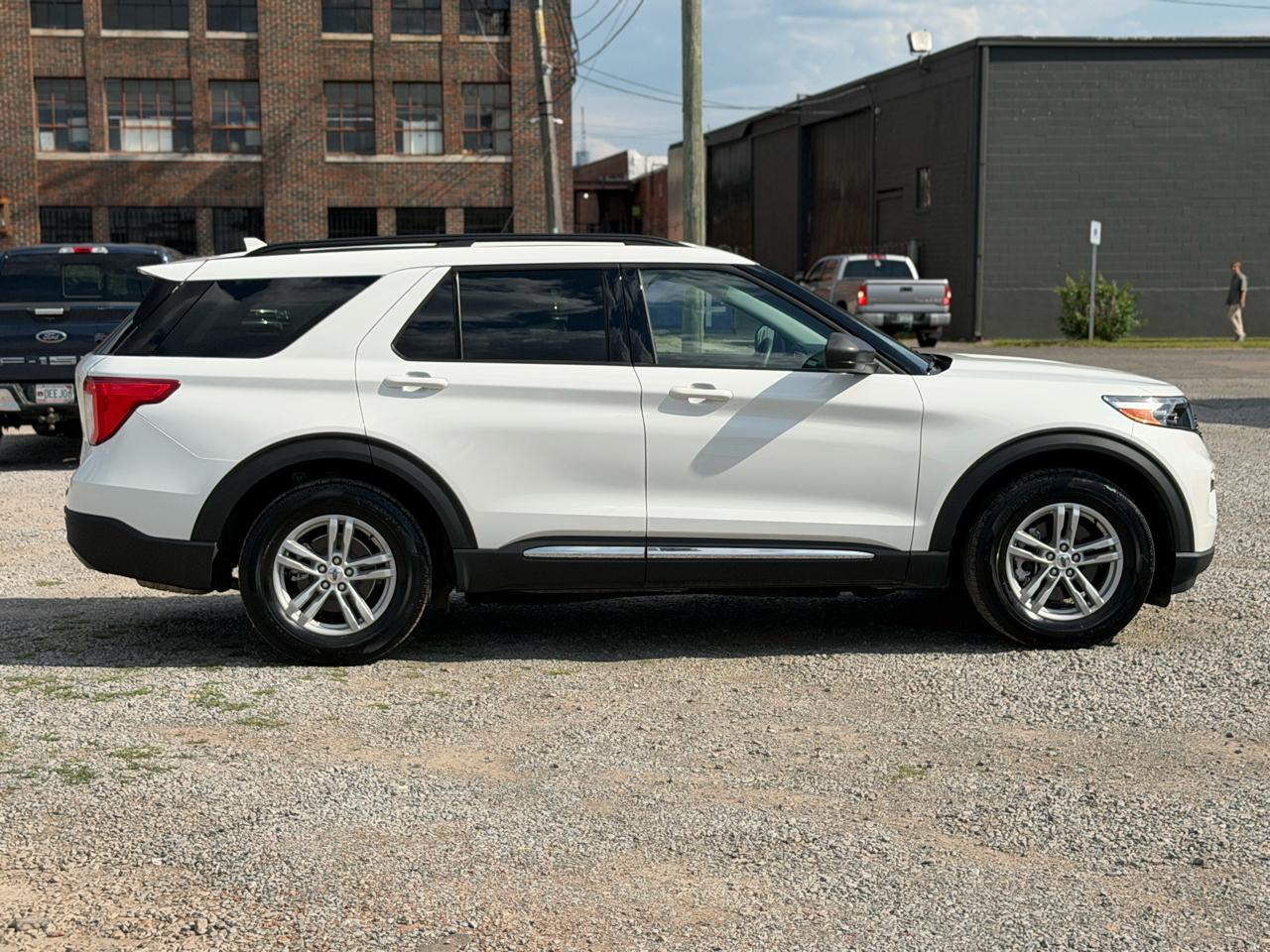 Ford Explorer XLT 2024