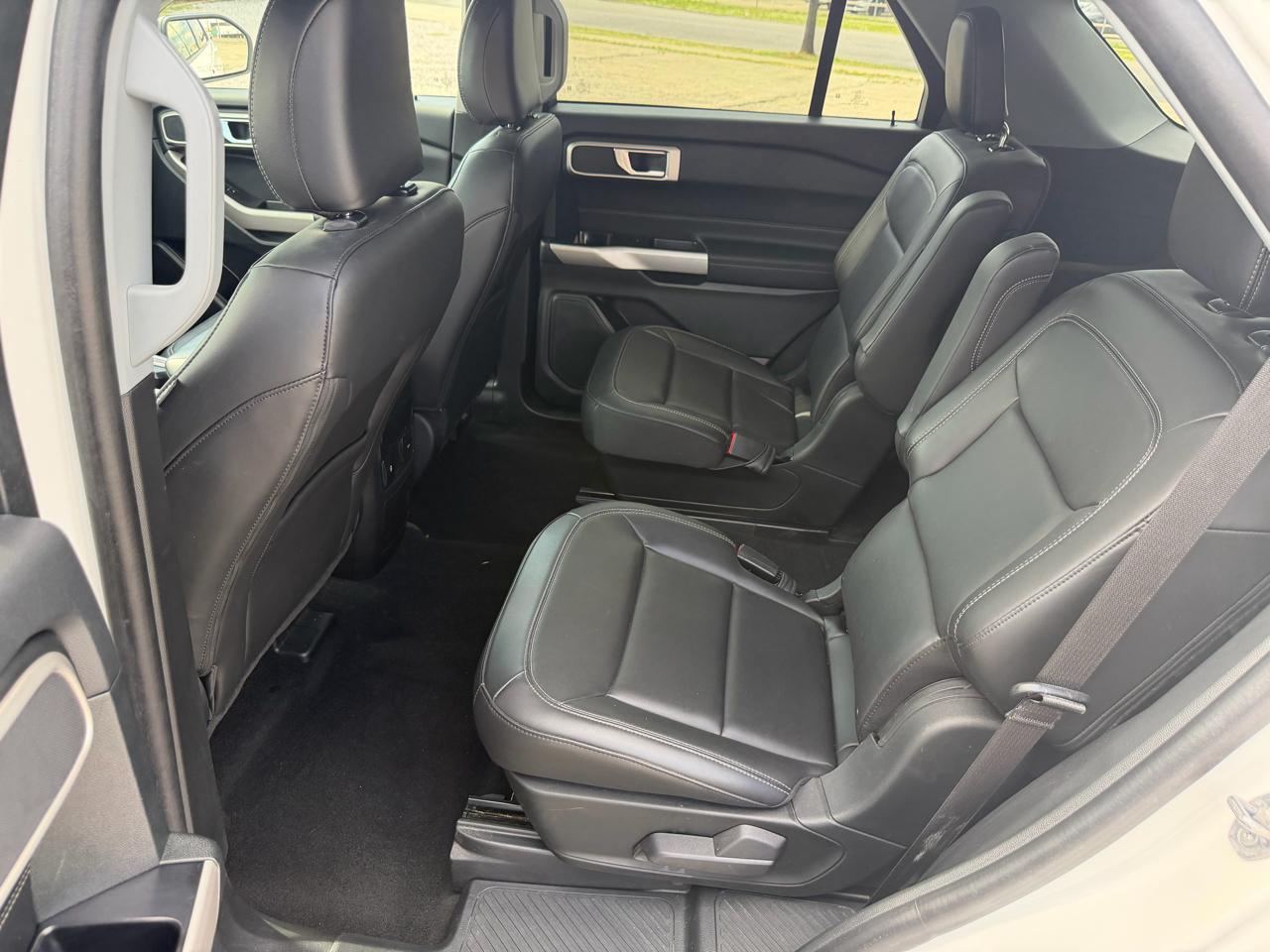 Ford Explorer XLT 2024