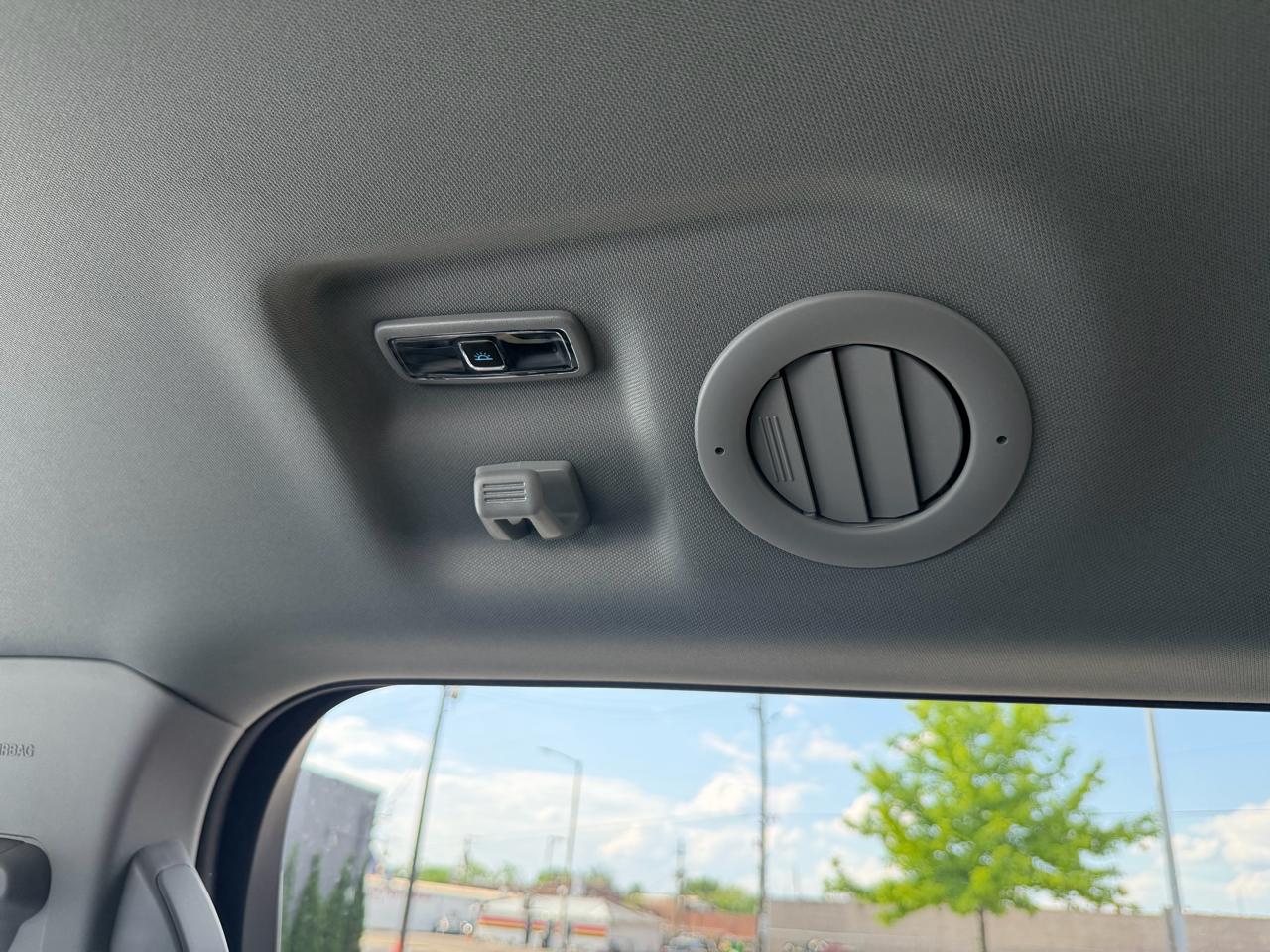 Ford Explorer XLT 2024