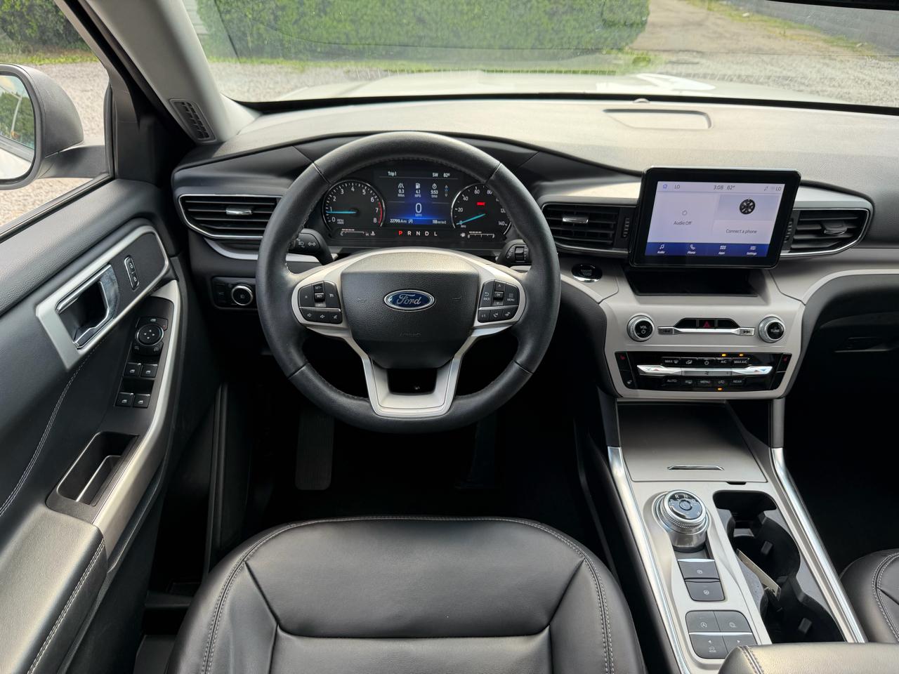 Ford Explorer XLT 2024