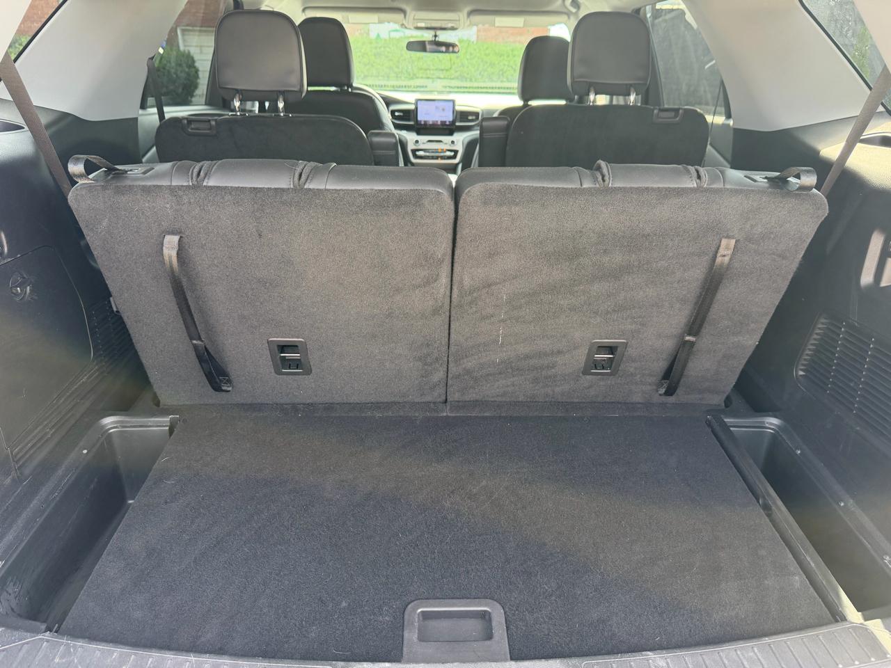 Ford Explorer XLT 2024