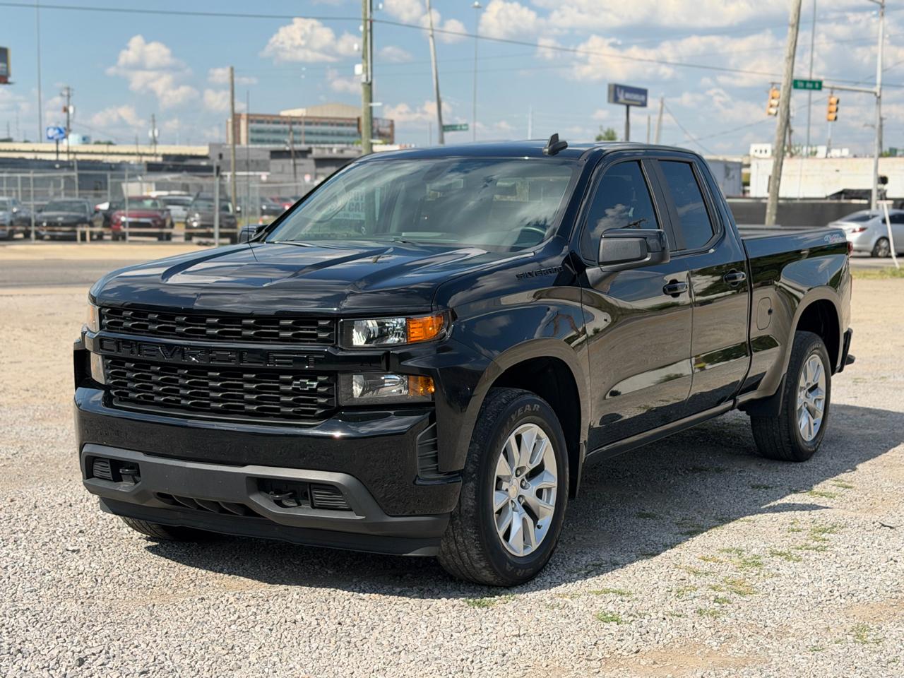 Chevrolet Silverado 1500 Custom Double Cab 4WD 2021