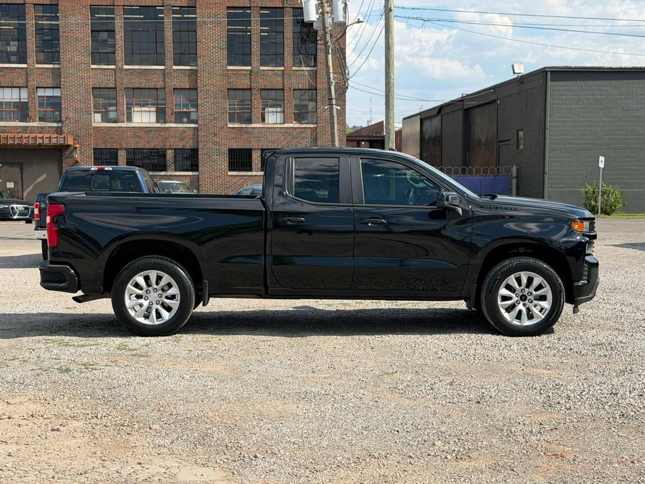 Chevrolet Silverado 1500 Custom Double Cab 4WD 2021
