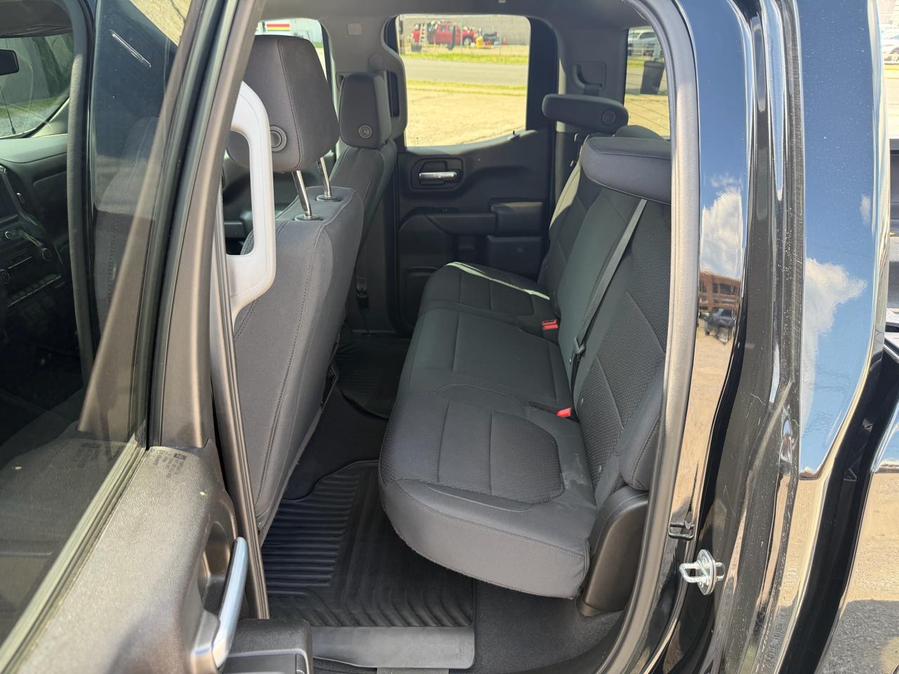 Chevrolet Silverado 1500 Custom Double Cab 4WD 2021