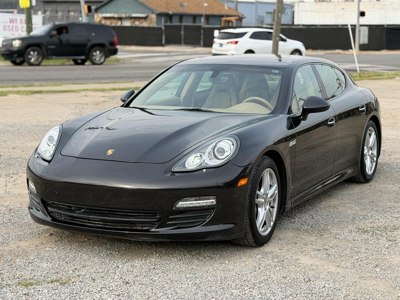Porsche Panamera 4 2012