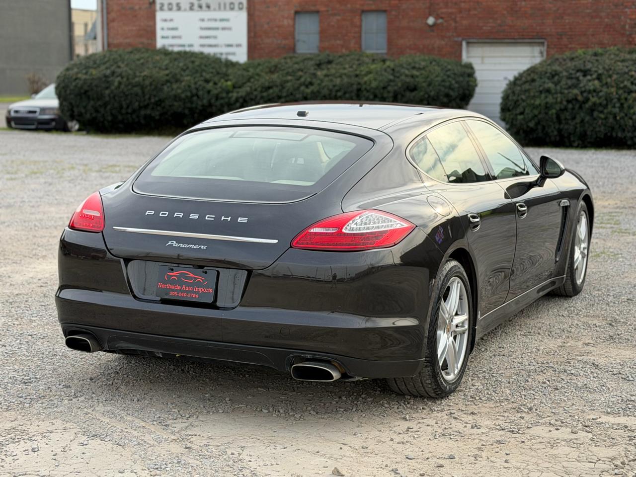 Porsche Panamera 4 2012