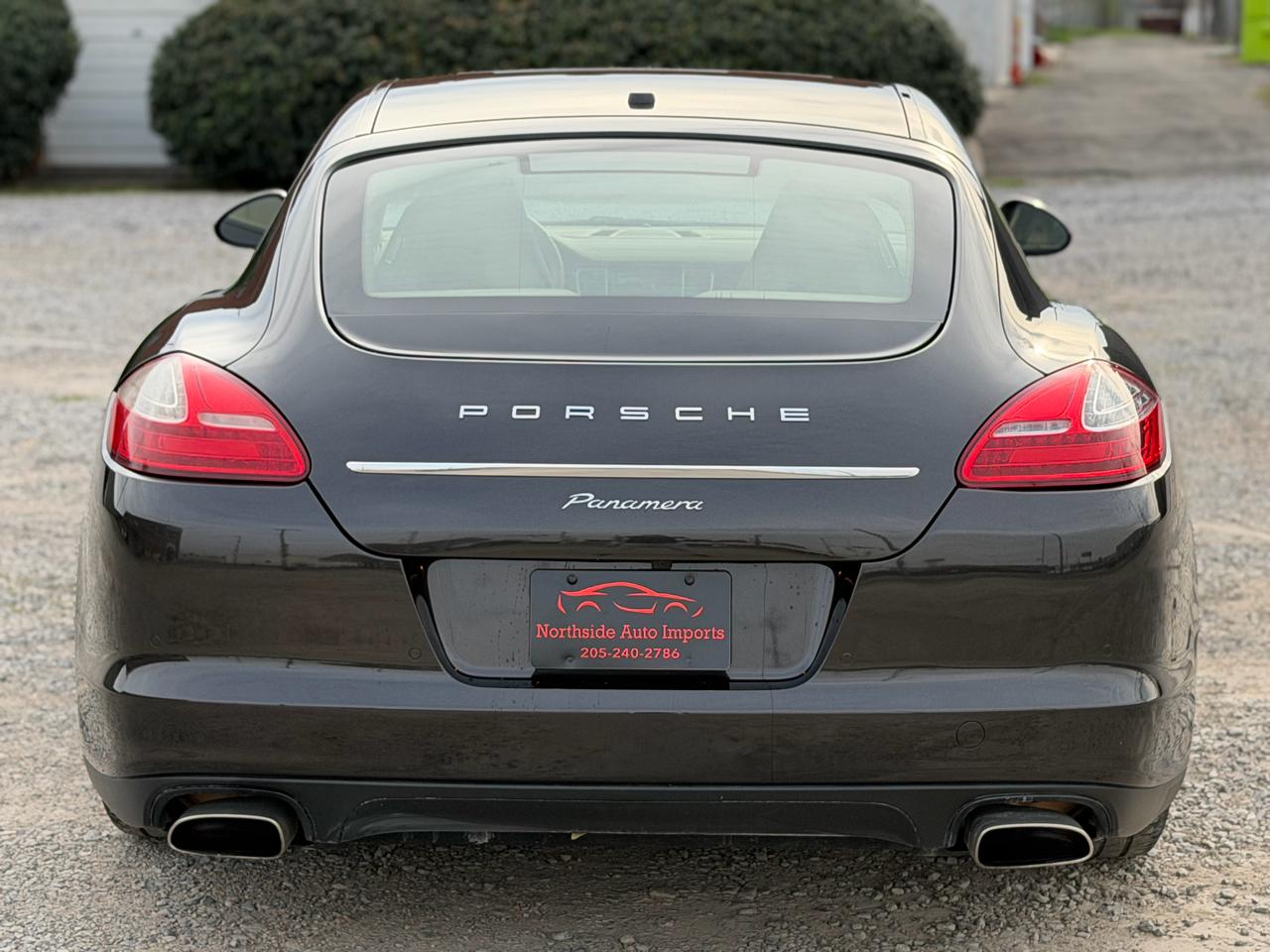 Porsche Panamera 4 2012