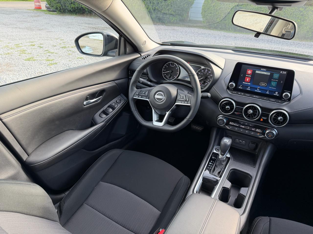 Nissan Sentra SV 2025
