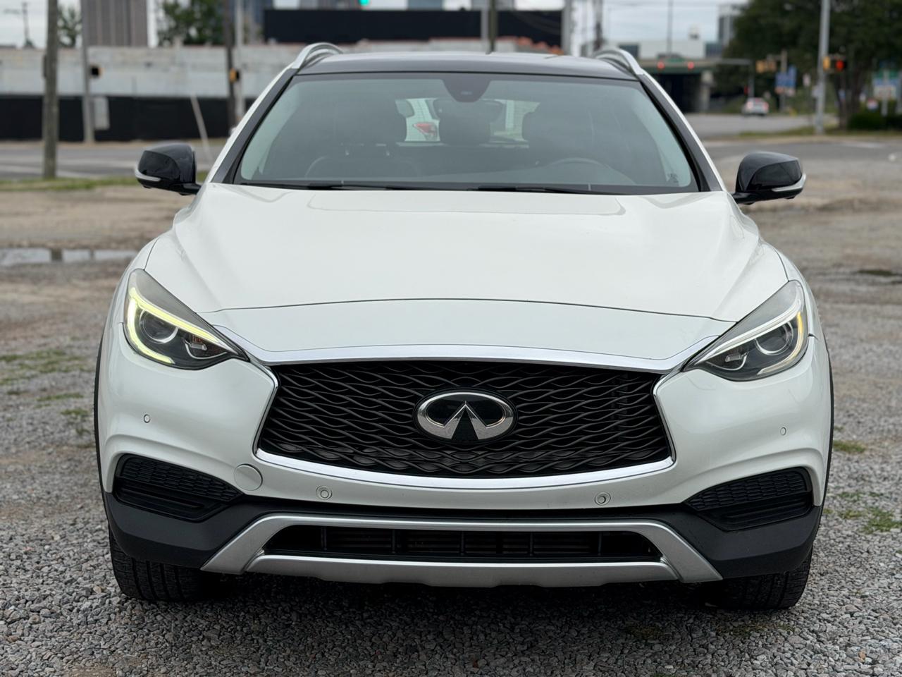 Infiniti QX30 LUXE AWD 2019