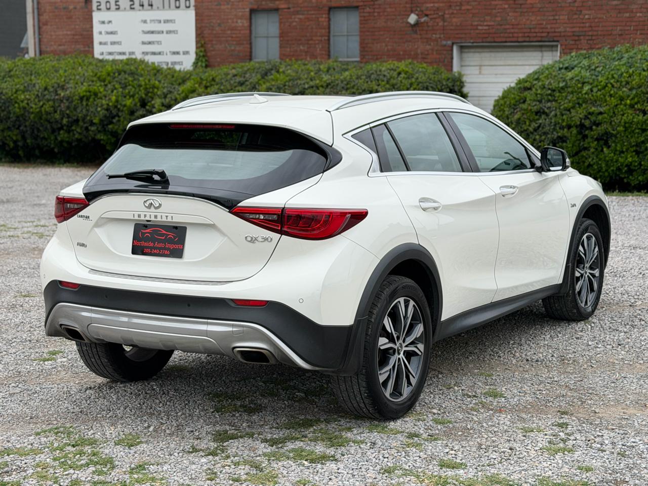 Infiniti QX30 LUXE AWD 2019