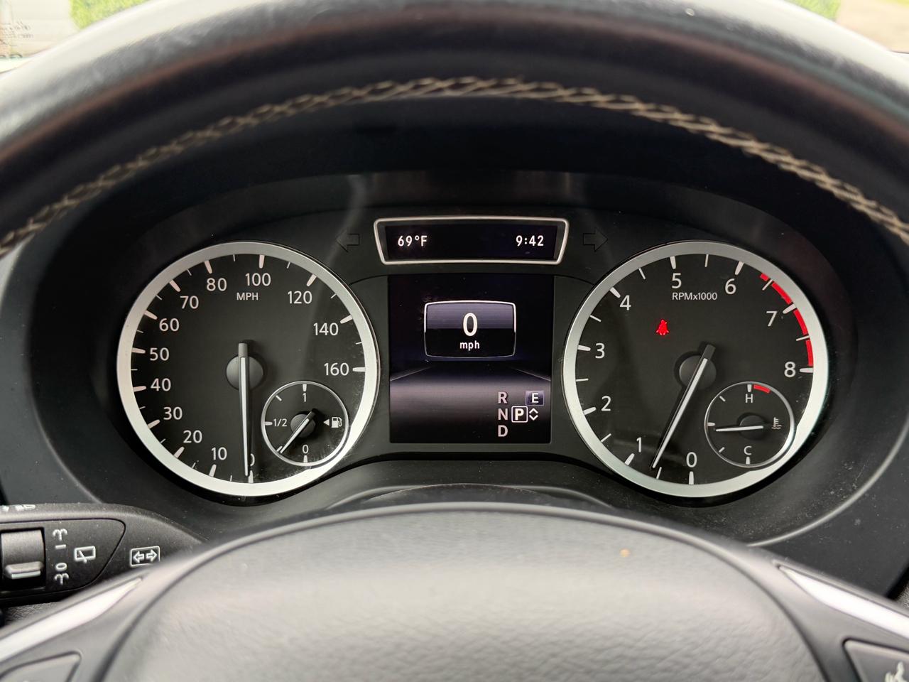 Infiniti QX30 LUXE AWD 2019