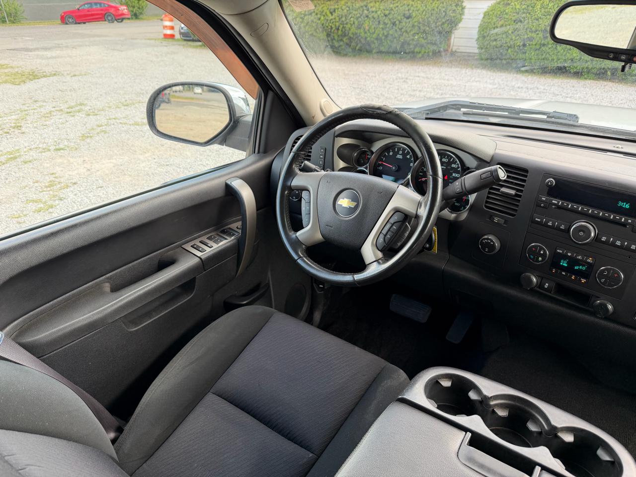 Chevrolet Silverado 1500 LT Crew Cab 4WD 2013