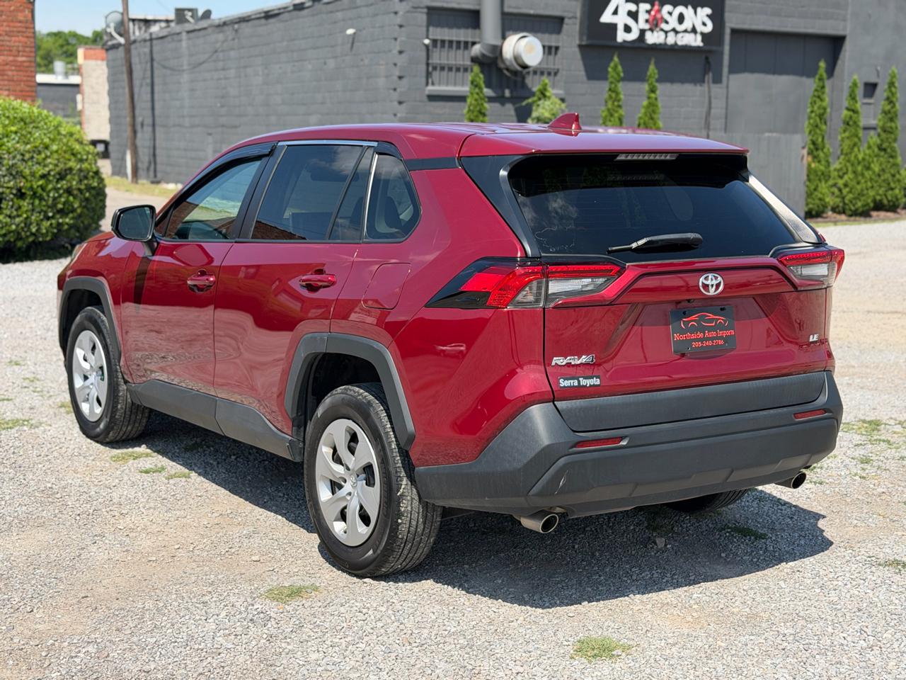 Toyota RAV4 LE 2023