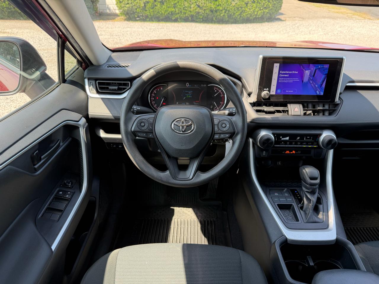Toyota RAV4 LE 2023