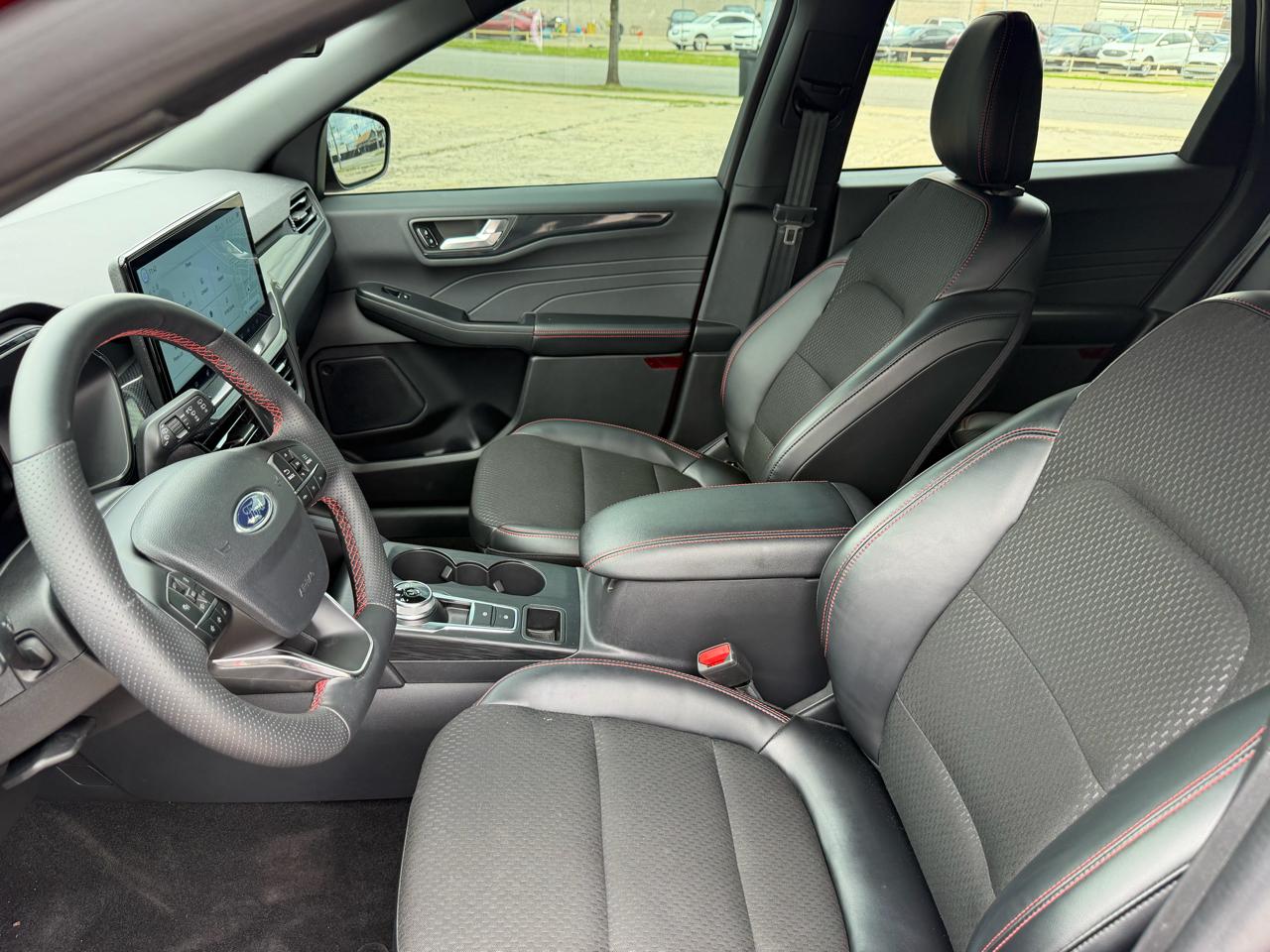 Ford Escape ST-Line 2025