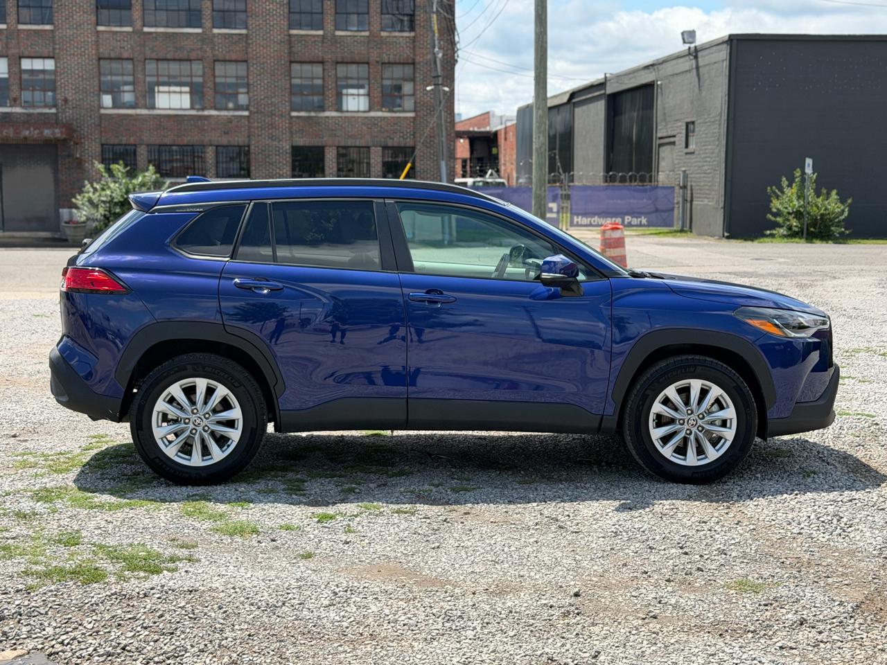 Toyota Corolla Cross LE 2023