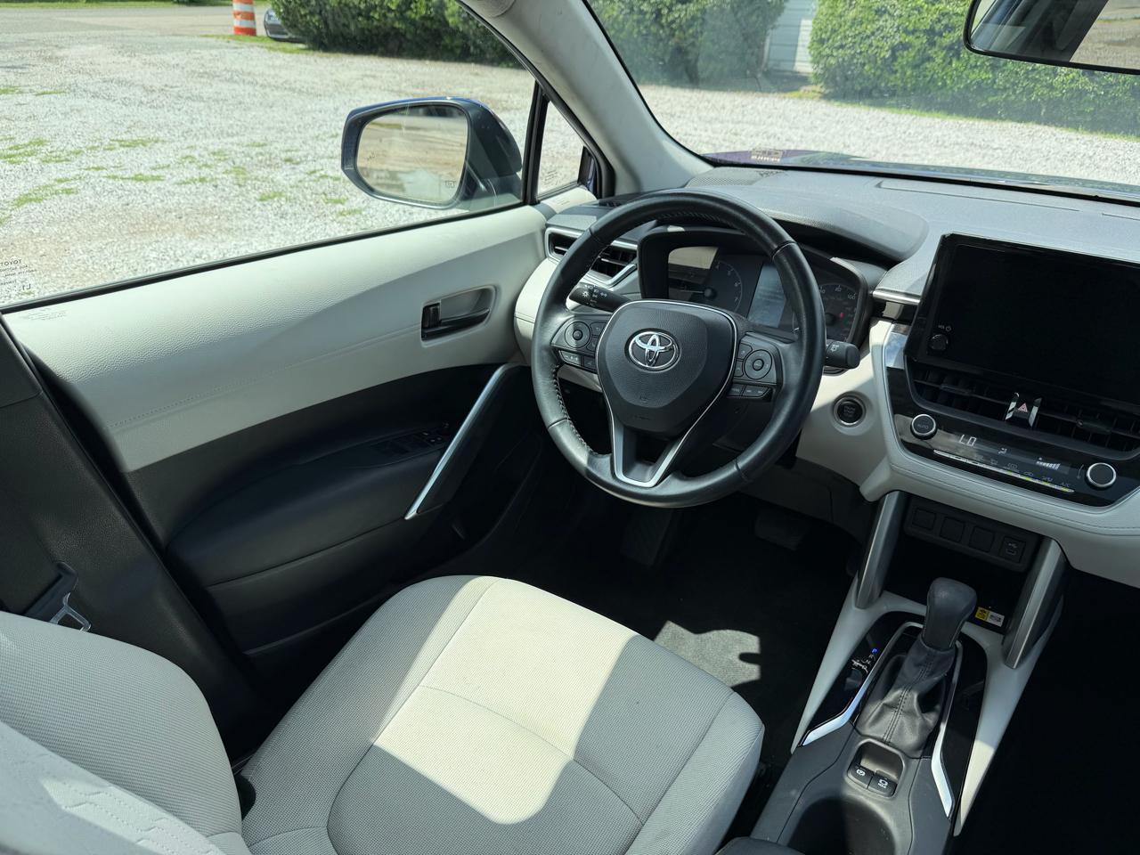 Toyota Corolla Cross LE 2023