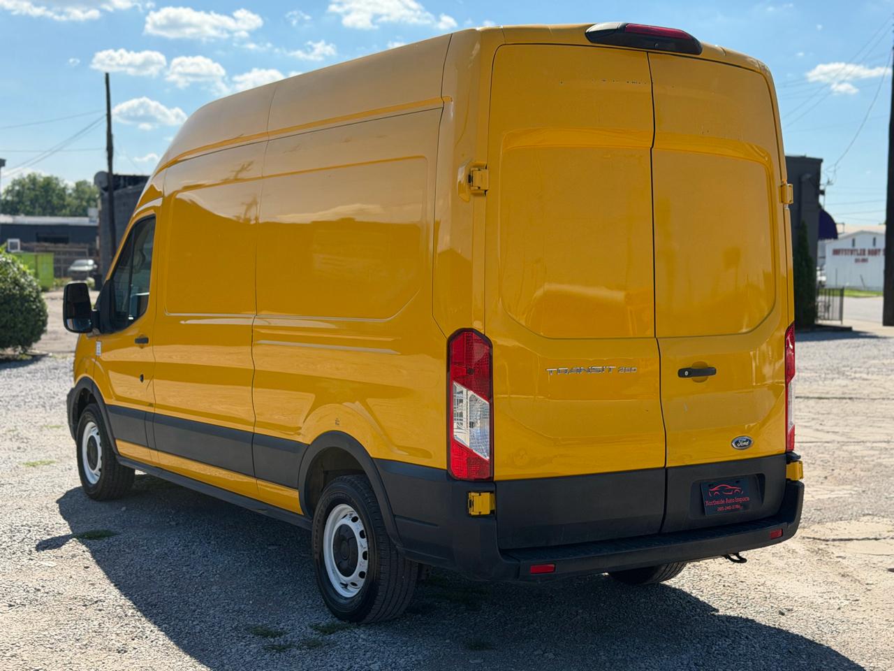 Ford Transit 250 2021