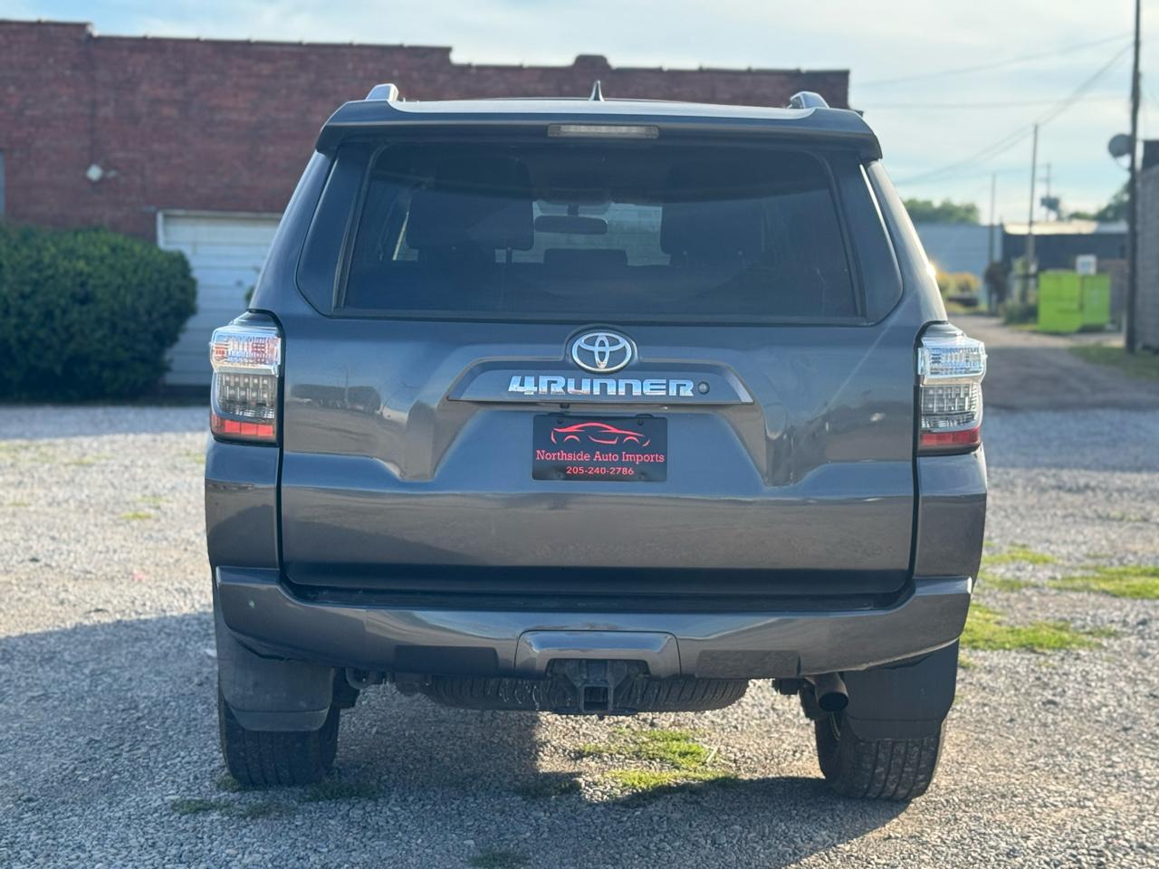 Toyota 4Runner SR5 4WD 2016