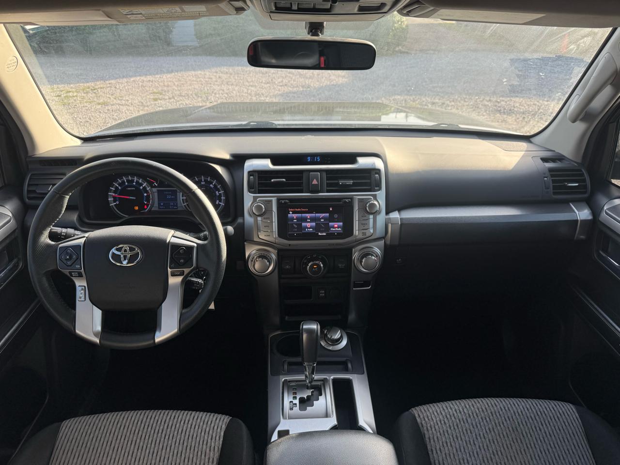 Toyota 4Runner SR5 4WD 2016