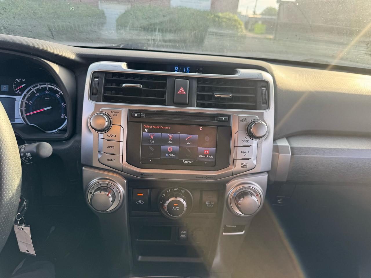 Toyota 4Runner SR5 4WD 2016